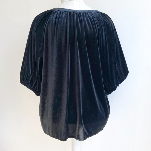 Gap Velvet V-Neck ZEN Top - Picture 3 of 9